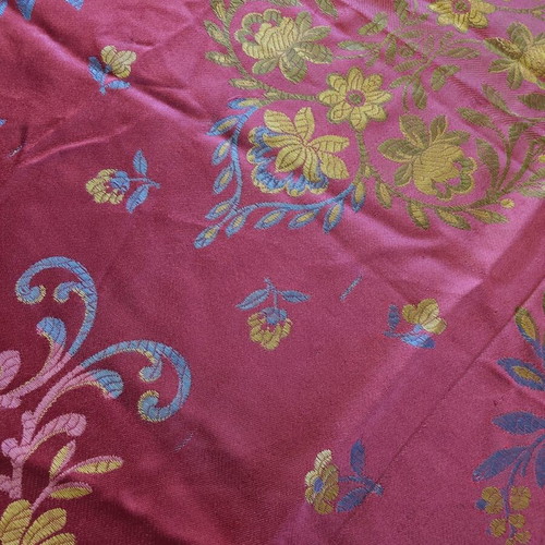 Vintage satin tablecloth 200x250 used
