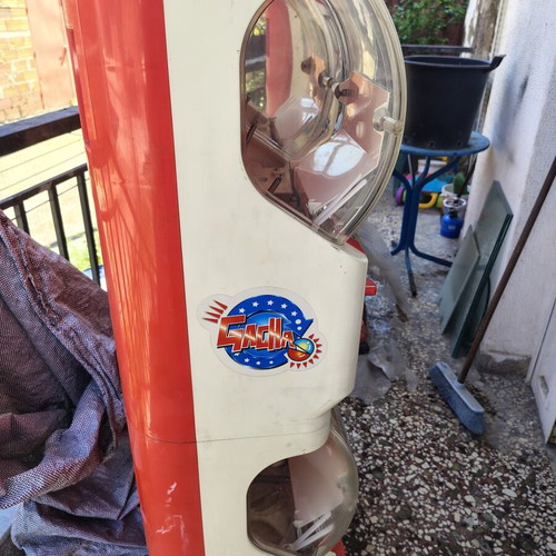 Tomy Gacha vintage coin toy dispenser