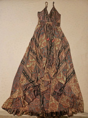 Dress size S/M like new, colorful, short front long back