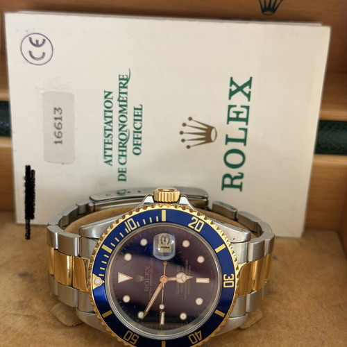 Rolex Submariner 16613 Two Tone Bluessy watch like new