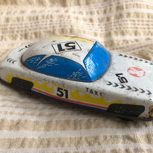 Tin pull toy taxi used, length 16cm