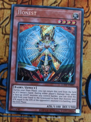 Honest Secret Rare Yu-Gi-Oh! Effect Monster card like new