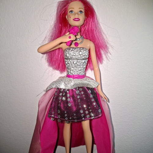 Barbie rock n royals used without shoes