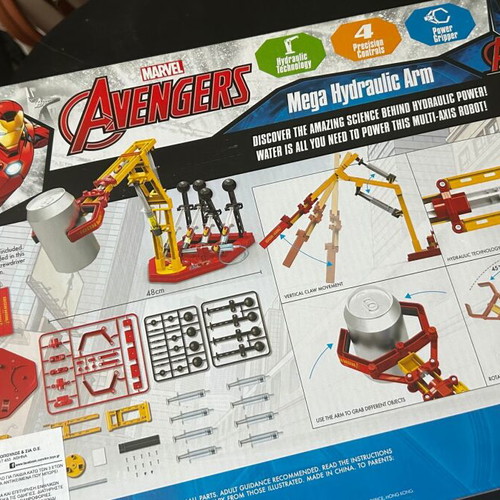 Marvel Avengers Mega Hydraulic Arm educational toy new, 4M