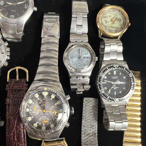 Watches used, lot of 35 needing service or repair