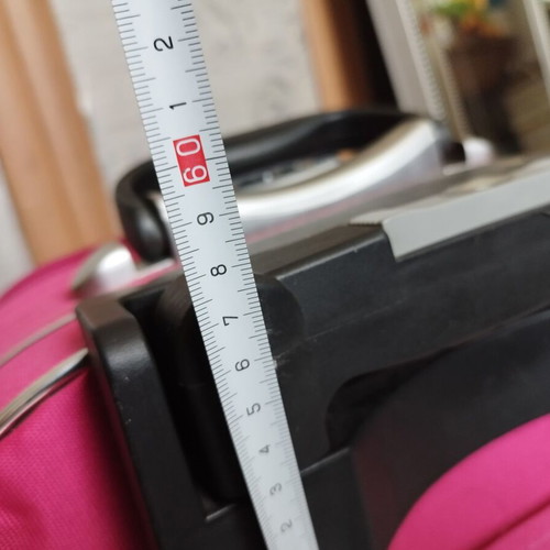 Cabin suitcase used 37x22x57 pink with non-working telescopic handle