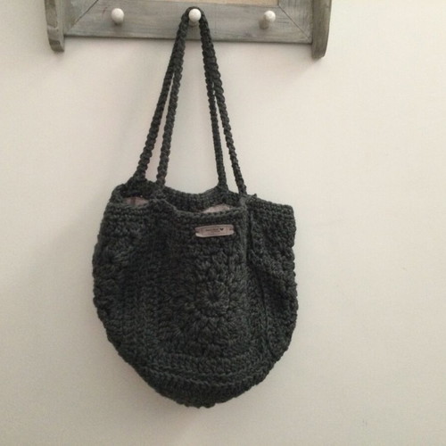 Knitted shoulder bag A.L.E. gray like new