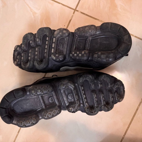 Nike Vapormax athletic shoes used, size 47.5, black