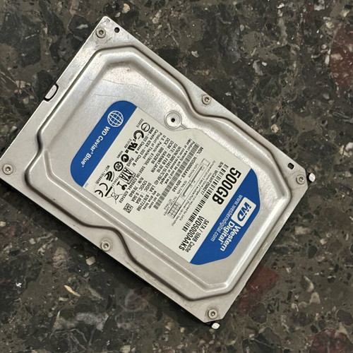 Western Digital Caviar Blue 500GB hard drive like new, SATA