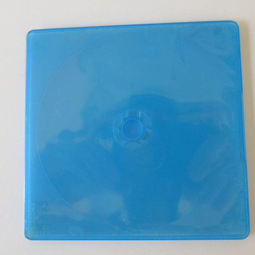 CD/DVD slim case blue like new, one-piece clamshell