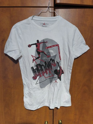 Jordan Nike kids' t-shirt used, size M, ages 10-12, white