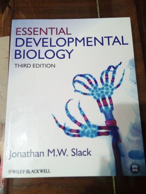 Essential Developmental Biology Jonathan M. W. Slack like new, English