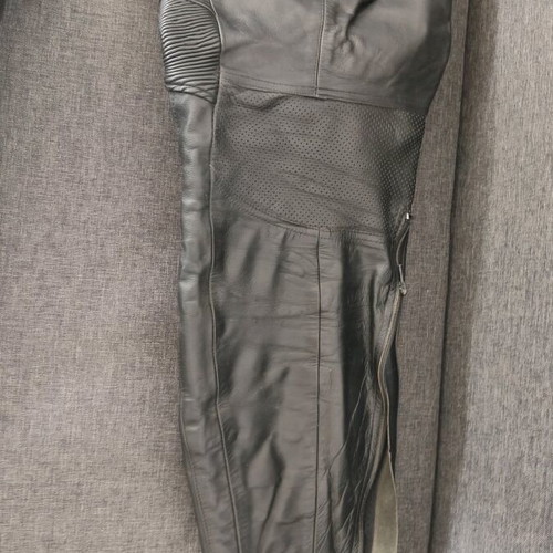 Dainese leather pants used with knee reinforcements No 58