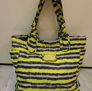 Pretty Nylon by Marc Jacobs.