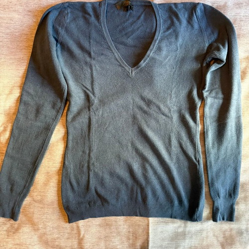 Rococo blue V-neck sweater used, size M/L