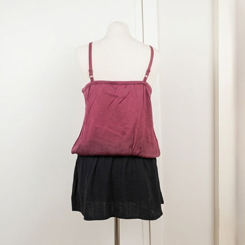 Toi&Moi Burgundy Satin Top with Gold Details Size M like new