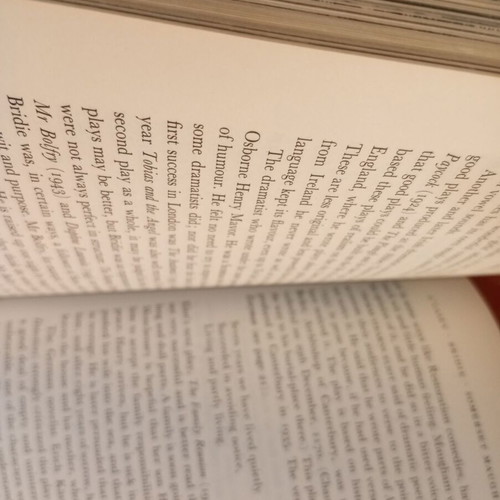 An Outline of English Literature by G.C. Thornley, Longman