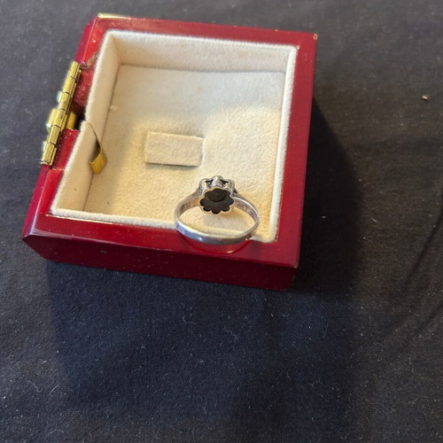 Silver 925 ring like new
