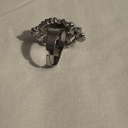 Women's adjustable ring like new, gray and blue