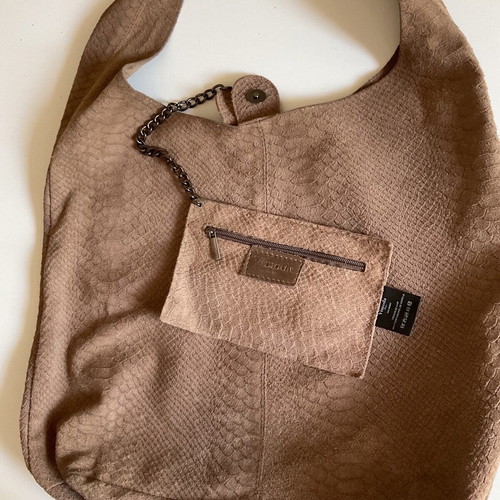 Leather shoulder bag beige like new, large size