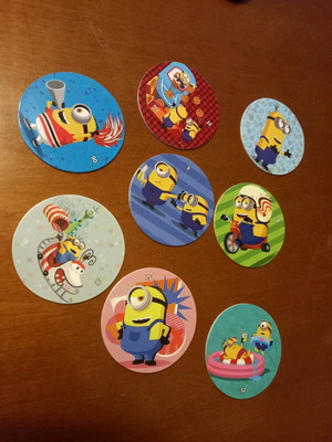 Chipicao Minions caps like new