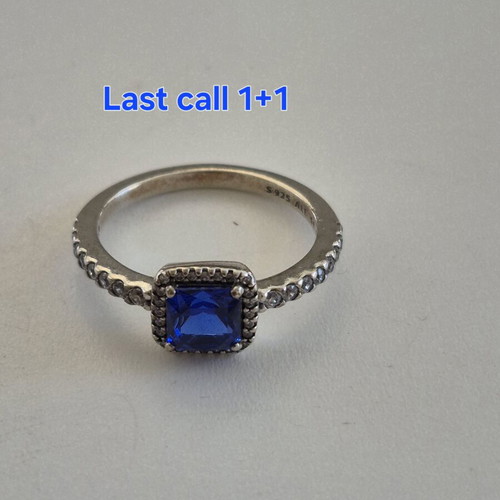Pandora ring with blue stone size 56, silver s925, new