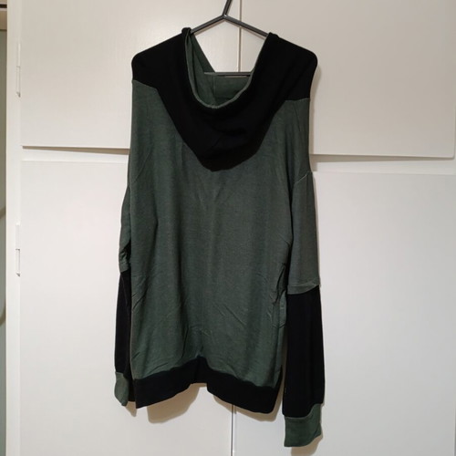 Thin cypress hoodie blouse one size like new, green