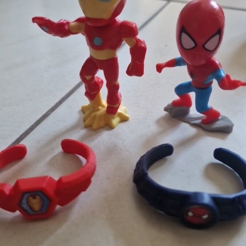 DC Super Heroes playmobil, kinder, dinosaurs, PJ Masks toy set