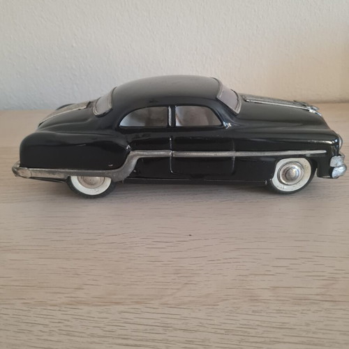 Pontiac 1950's model tin toy car 1:18 scale, like new