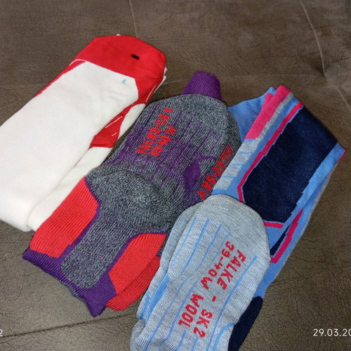 Falke ski socks new without tags