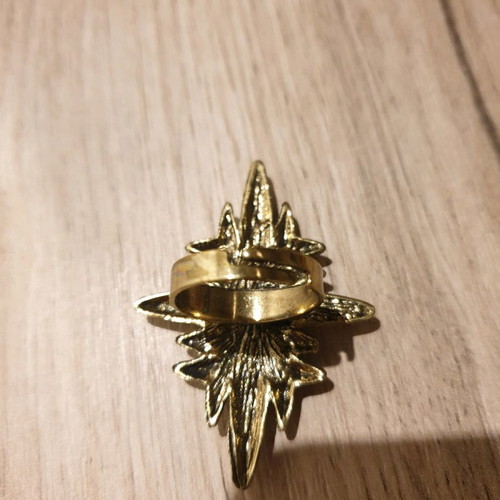 Statement ring used, rock punk style, adjustable size