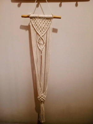 Macrame plant hanger like new