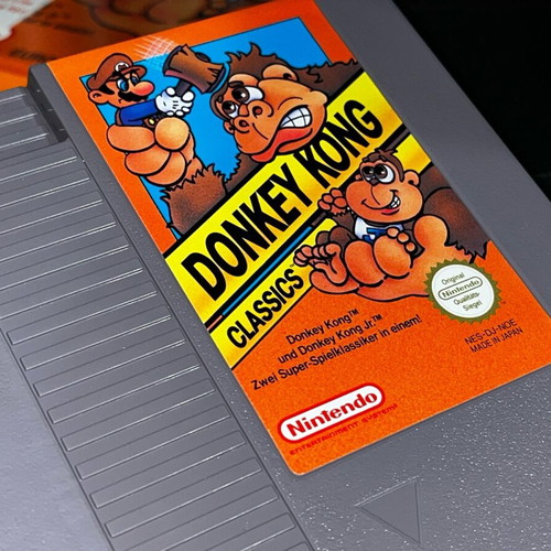 Donkey Kong Nintendo NES used with Greek instructions and complete set