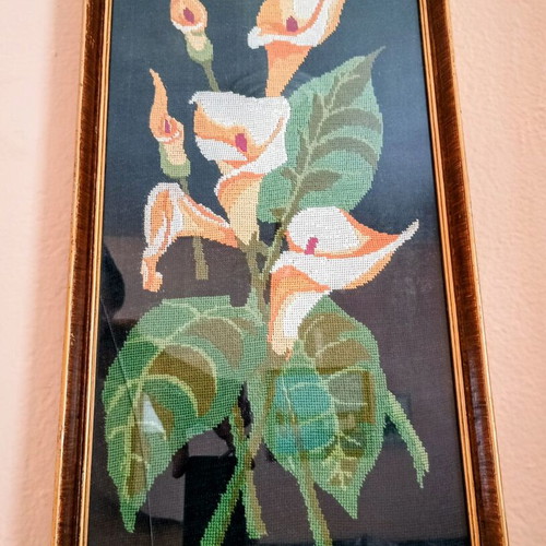 Embroidered handmade painting with wooden frame and glass like new, 1975 era