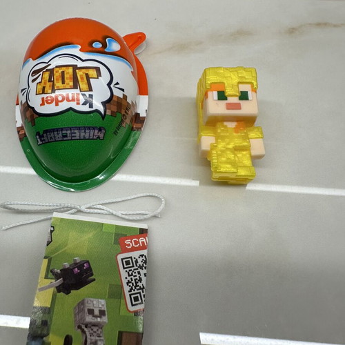 Kinder Joy Minecraft Gold Alex figure new