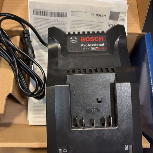 Bosch GAL 18V-40 original charger new (18V, 4.0A, 3-year warranty)