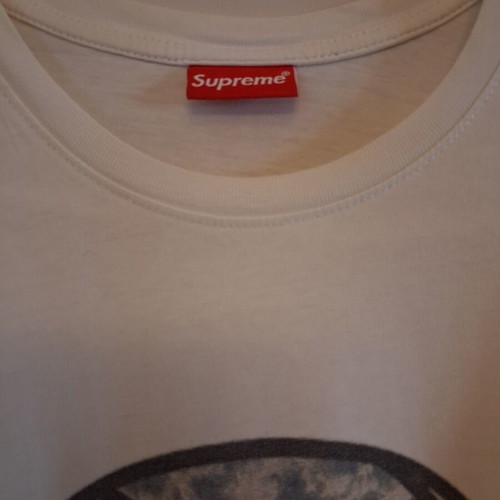 Supreme men's t-shirt used with basketball print and New York panorama
