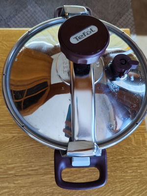 Tefal Actua 10L pressure cooker used