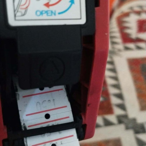 Motex MX-5500 handheld price labeler used with minor damage
