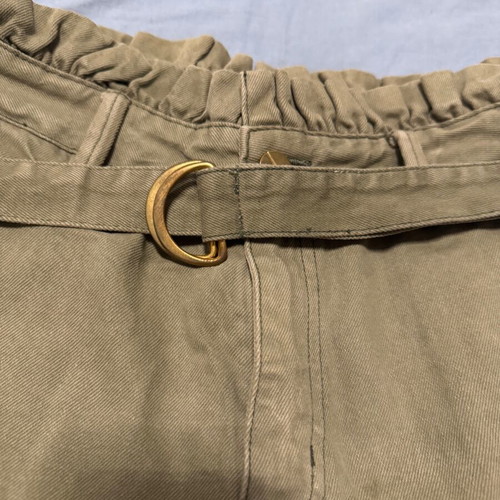 Khaki shorts Lynne used, size 36 with belt