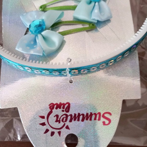 Children's hair clips set with headband new, white and turquoise