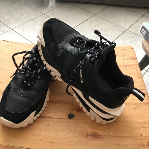 Versace Jeans Couture shoes size 44 like new, black and white