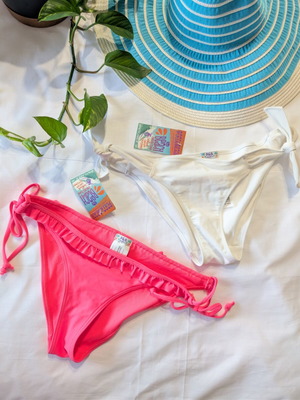 Pull & Bear bikini bottoms set size M new with tags, white and fuchsia