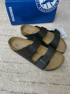 Birkenstock Arizona παντόφλες καινούργιες, μαύρες, κανονική εφαρμογή, 42-44