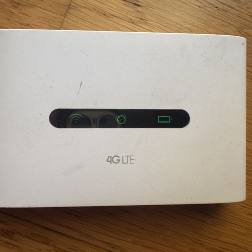 TP-Link M7300 4G LTE Mobile WiFi hotspot used