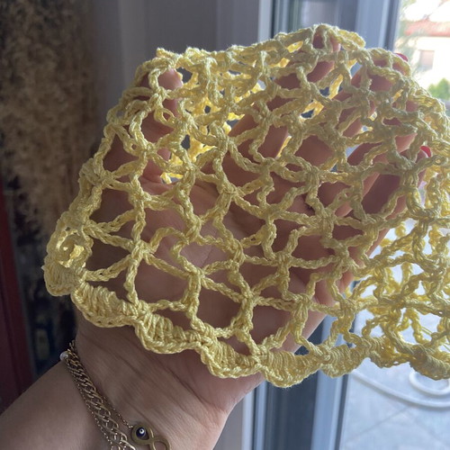 Summer hat, yellow