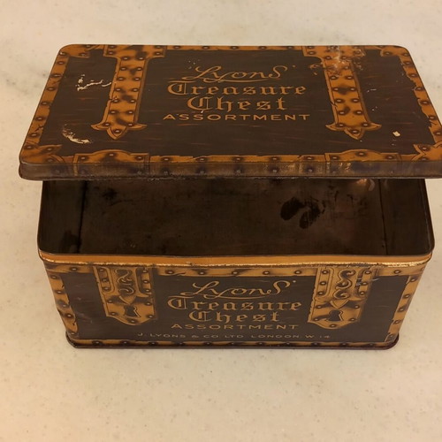 French metal candy tin box with lithograph image, circa 1920
