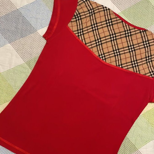 Burberry women's short-sleeve T-shirt new, red, size Large