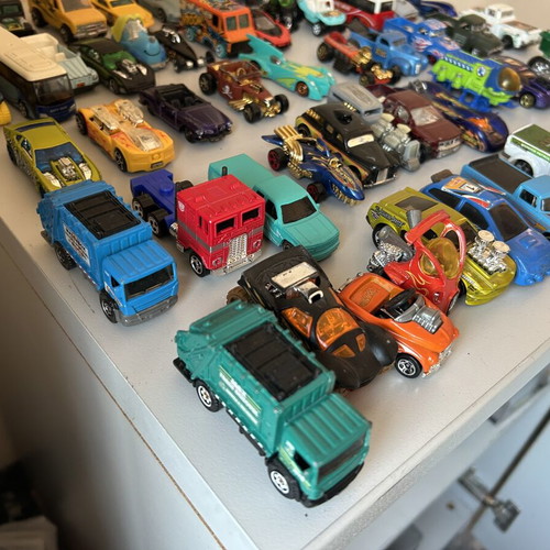 Matchbox Hot Wheels toy cars used