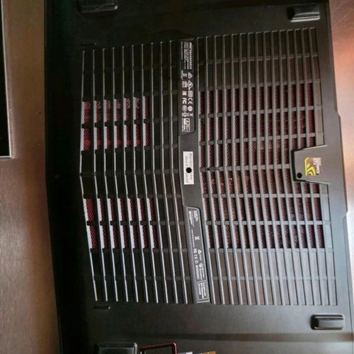 MSI GT72 laptop used, battery needs replacement, missing E key